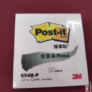 POST-IT STICKY NOTE (RANDOM COLOUR)